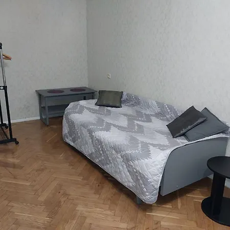 2к возле метро дарница *